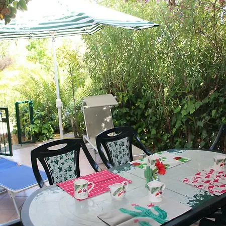 Flamingos In The Desert Holiday home